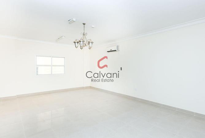 58413553 - Property Image 3
