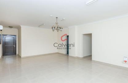 Apartment - 3 Bedrooms - 2 Bathrooms for rent in Abdullah Bin Masoud Street - Fereej Bin Mahmoud - Doha Apartment - 3 Bedrooms - 2 Bathrooms for rent in Abdullah Bin Masoud Street - Fereej Bin Mahmoud - Doha
