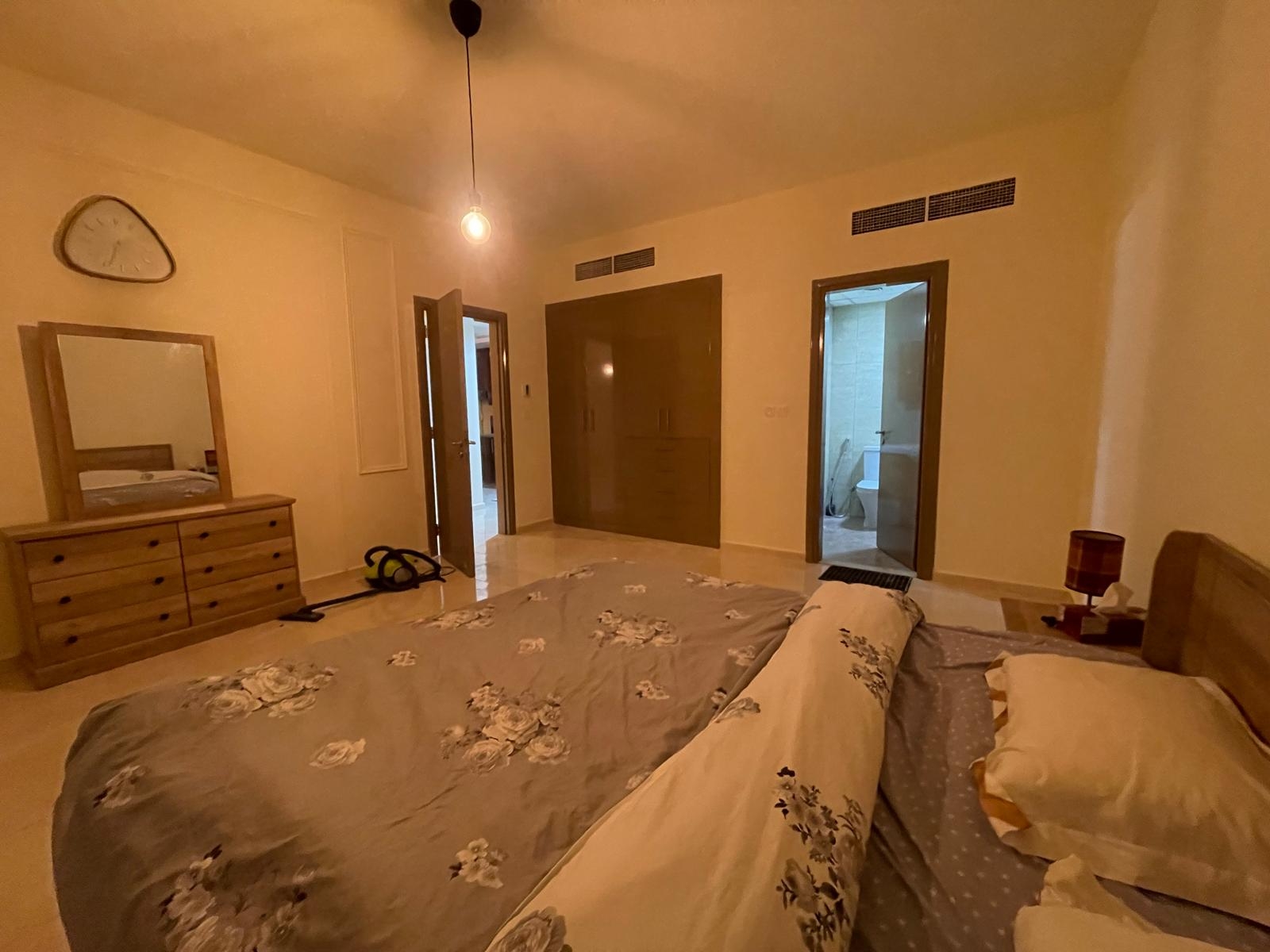 UPGRADED APARTMENT 1BHK OWNER PROVID FULL FURNISHE thumbnail 9