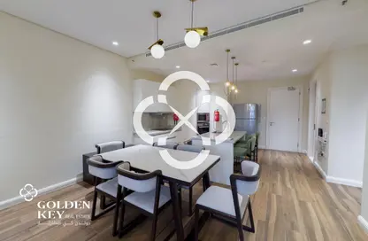 Apartment - 1 Bedroom - 2 Bathrooms for rent in Floresta Gardens - Floresta Gardens - The Pearl Island - Doha Apartment - 1 Bedroom - 2 Bathrooms for rent in Floresta Gardens - Floresta Gardens - The Pearl Island - Doha