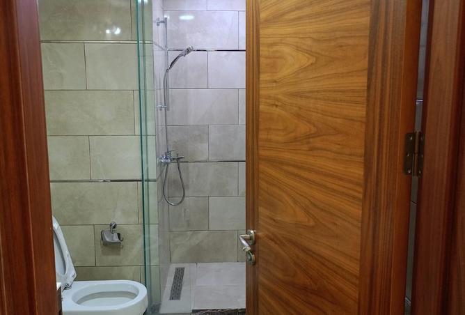 978629 - Property Image 2