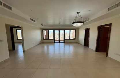Apartment - 4 Bedrooms - 5 Bathrooms for rent in East Porto Drive - Porto Arabia - The Pearl Island - Doha