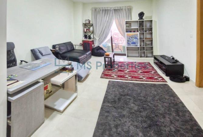 52044200 - Property Image 2