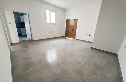 شقة - غرفة نوم - 1 حمام للايجار في العزيزية - العزيزية - الدوحة