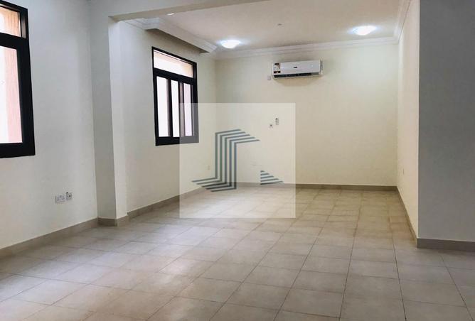 61787814 - Property Image 3