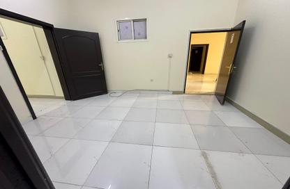 Apartment - 1 Bedroom - 1 Bathroom for rent in Umm Al Seneem Street - Ain Khaled - Doha Apartment - 1 Bedroom - 1 Bathroom for rent in Umm Al Seneem Street - Ain Khaled - Doha