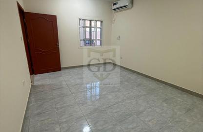 Apartment - 2 - 2 for rent in Fereej Bin Omran - Doha