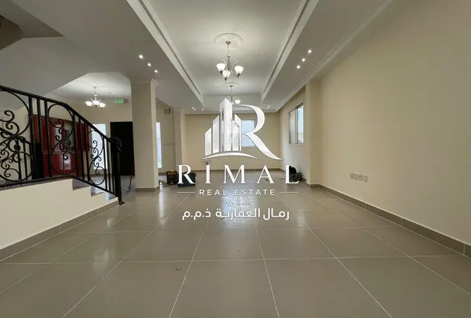 64032308 - Property Image 3