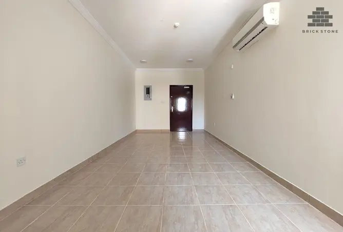 63922012 - Property Image 2