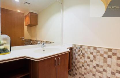 Apartment - 2 Bedrooms - 3 Bathrooms for rent in East Porto Drive - Porto Arabia - The Pearl Island - Doha Apartment - 2 Bedrooms - 3 Bathrooms for rent in East Porto Drive - Porto Arabia - The Pearl Island - Doha