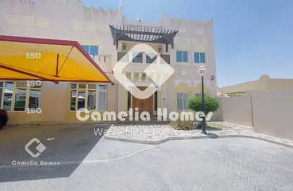 فيلا - 4 غرف نوم - 7 حمامات للايجار في وست باي لاجون - بحيرة وست لاجون - الدوحة