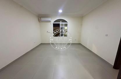 Apartment - Studio - 1 for rent in Al Duhail - Al Duhail - Doha