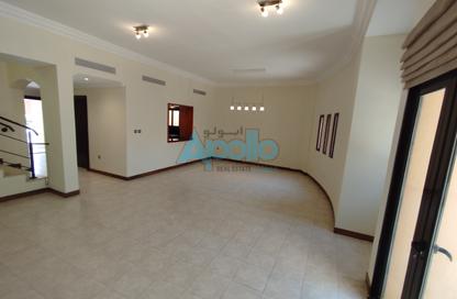 Villa - 3 Bedrooms - 4 Bathrooms for rent in Old Airport Road - Old Airport Road - Doha