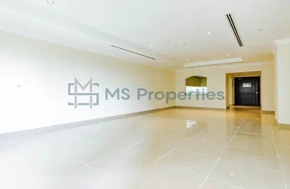 Apartment - 1 Bedroom - 2 Bathrooms for sale in East Porto Drive - Porto Arabia - The Pearl Island - Doha