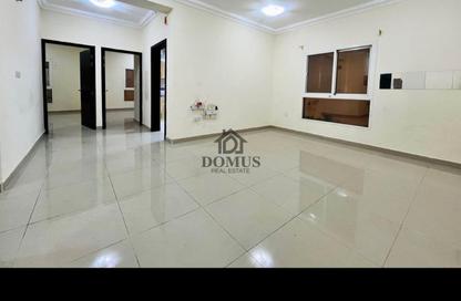Apartment - 2 Bedrooms - 2 Bathrooms for rent in Thabit Bin Zaid Street - Al Mansoura - Doha