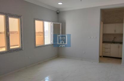 Apartment - Studio - 1 for rent in Bin Omran 35 - Fereej Bin Omran - Doha
