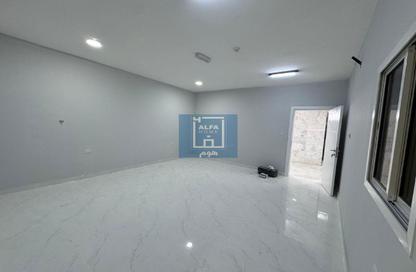 Apartment - Studio - 1 for rent in Bin Omran 35 - Fereej Bin Omran - Doha Apartment - Studio - 1 for rent in Bin Omran 35 - Fereej Bin Omran - Doha