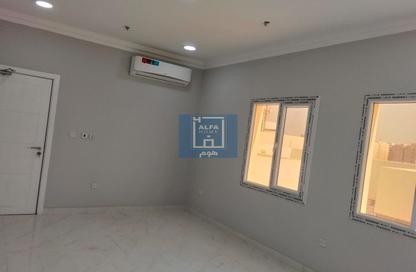 Apartment - Studio - 1 for rent in Bin Omran 35 - Fereej Bin Omran - Doha Apartment - Studio - 1 for rent in Bin Omran 35 - Fereej Bin Omran - Doha