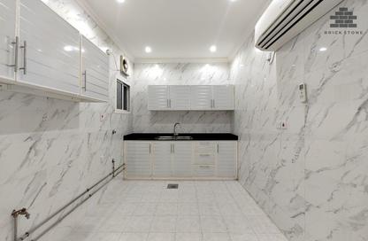 Apartment - 3 - 3 for rent in Muntazah 70 - Al Muntazah - Doha