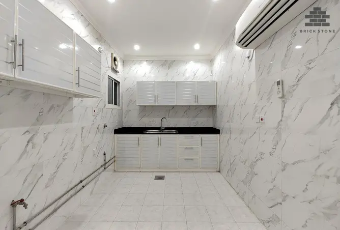 62748083 - Property Image 3