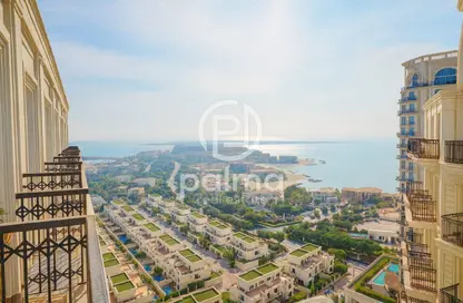 Apartment - 2 Bedrooms - 4 Bathrooms for sale in Floresta Gardens - Floresta Gardens - The Pearl Island - Doha
