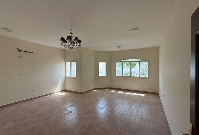 55582933 - Property Main Image