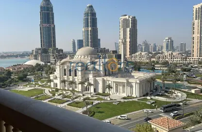 Apartment - 1 Bedroom - 2 Bathrooms for rent in West Porto Drive - Porto Arabia - The Pearl Island - Doha