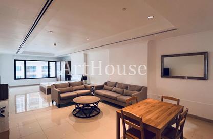 Apartment - Studio - 1 for rent in Porto Arabia - The Pearl Island - Doha