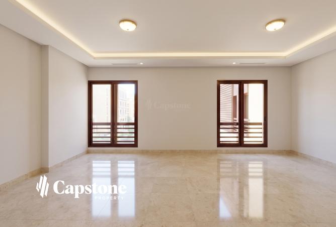62070461 - Property Image 3