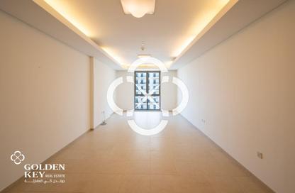 Apartment - 1 Bedroom - 2 Bathrooms for rent in Viva East - Viva Bahriyah - The Pearl Island - Doha
