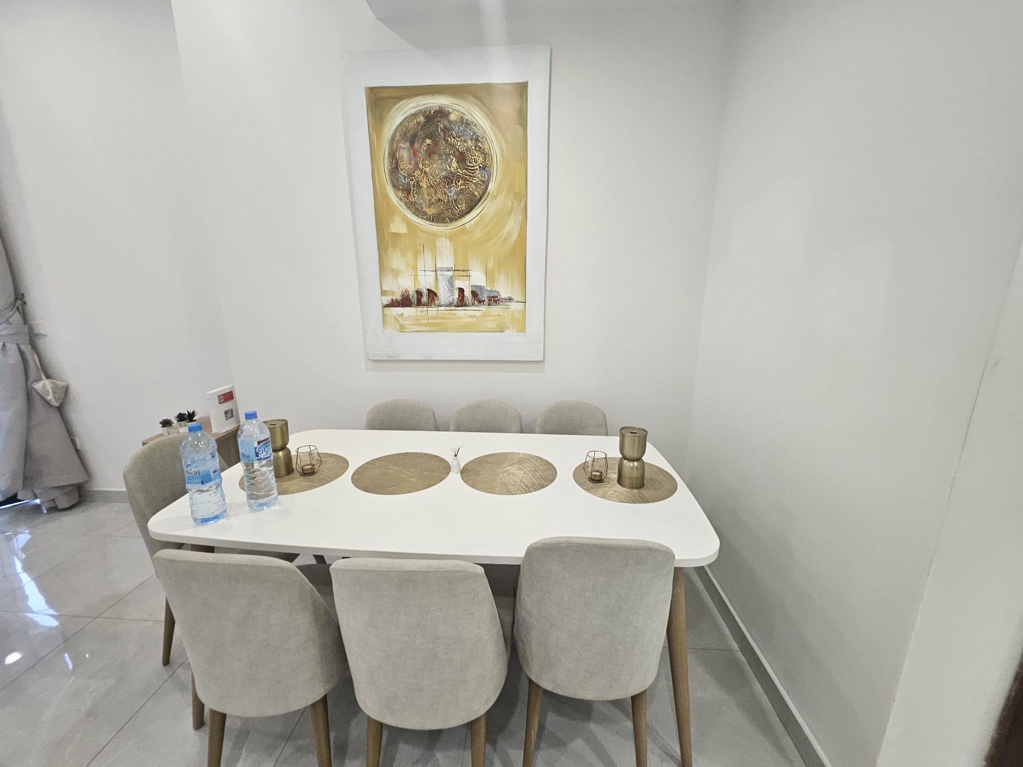 ELEGANT 1 BHK FF WITH SEA VIEW BALCONY IN FOXHILS thumbnail 2