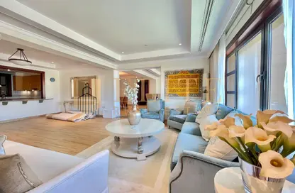 Apartment - 3 Bedrooms - 4 Bathrooms for rent in East Porto Drive - Porto Arabia - The Pearl Island - Doha