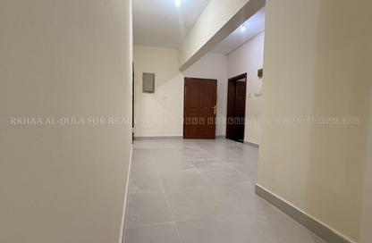 Apartment - 2 Bedrooms - 2 Bathrooms for rent in Umm Ghwailina Comm - Umm Ghuwalina - Umm Ghuwailina - Doha Apartment - 2 Bedrooms - 2 Bathrooms for rent in Umm Ghwailina Comm - Umm Ghuwalina - Umm Ghuwailina - Doha