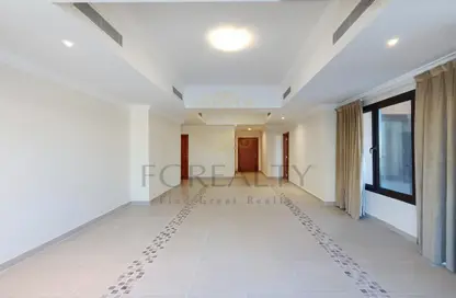 Apartment - 1 Bedroom - 2 Bathrooms for sale in East Porto Drive - Porto Arabia - The Pearl Island - Doha