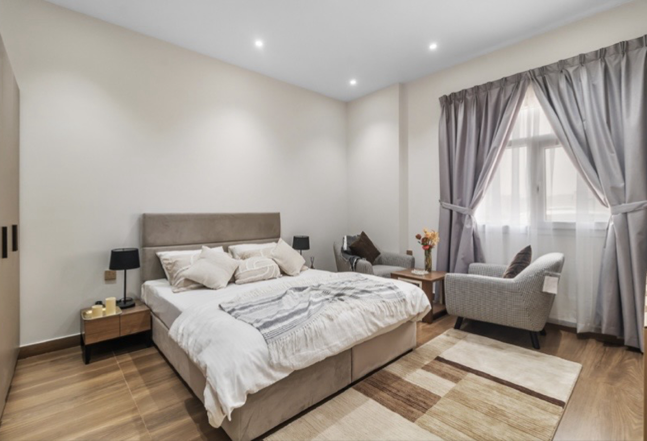 Cozy Furnished Studio for Rent in Madinat Khalifa