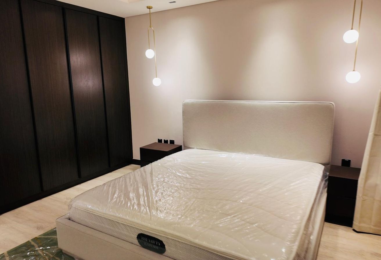 Furnished 2BR with Courtyard View | The Pearl thumbnail 6