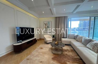 Apartment - 1 Bedroom - 2 Bathrooms for sale in Porto Arabia - The Pearl Island - Doha Apartment - 1 Bedroom - 2 Bathrooms for sale in Porto Arabia - The Pearl Island - Doha