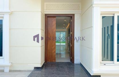 Villa - 6 Bedrooms - 7 Bathrooms for rent in Floresta Gardens - Floresta Gardens - The Pearl Island - Doha