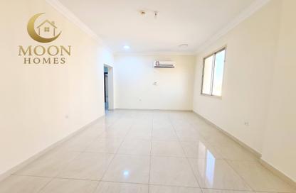 Apartment - 2 Bedrooms - 1 Bathroom for rent in Umm Ghwailina Comm - Umm Ghuwalina - Umm Ghuwailina - Doha Apartment - 2 Bedrooms - 1 Bathroom for rent in Umm Ghwailina Comm - Umm Ghuwalina - Umm Ghuwailina - Doha