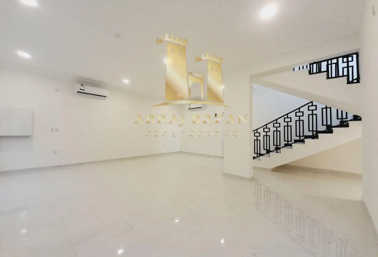 63921195 - Property Main Image