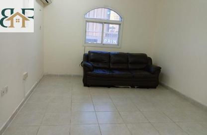 Apartment - 3 Bedrooms - 2 Bathrooms for rent in Fereej Bin Mahmoud - Doha
