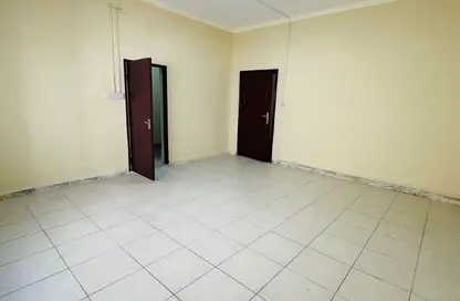 Apartment - 1 Bathroom for rent in Fereej Bin Omran - Doha