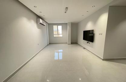 Apartment - 3 Bedrooms - 3 Bathrooms for rent in Old Airport Road - Old Airport Road - Doha