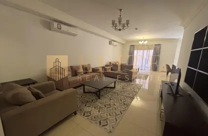 Villa - 4 Bedrooms - 5 Bathrooms for rent in Al Fardan Gardens - Abu Sidra - Al Rayyan - Doha