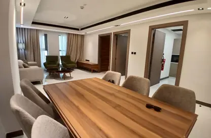 شقة - غرفة نوم - 2 حمامات للايجار في ويست واك - الوعب - الدوحة