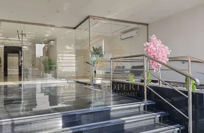 Apartment - 2 Bedrooms - 2 Bathrooms for rent in Bin Omran 46 - Fereej Bin Omran - Doha