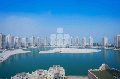 Apartment - 3 - 4 for rent in Tower 29 - Viva Bahriyah - The Pearl Island - Doha