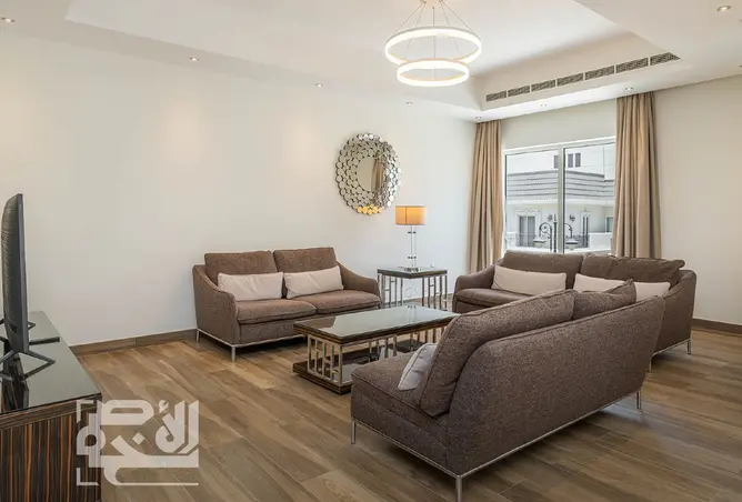 63310949 - Property Image 2