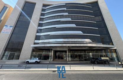 Office Space - 1 Bedroom - 2 Bathrooms for rent in Fereej Bin Mahmoud North - Fereej Bin Mahmoud - Doha