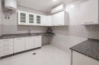 Apartment - 3 Bedrooms - 2 Bathrooms for rent in Thabit Bin Zaid Street - Al Mansoura - Doha Apartment - 3 Bedrooms - 2 Bathrooms for rent in Thabit Bin Zaid Street - Al Mansoura - Doha